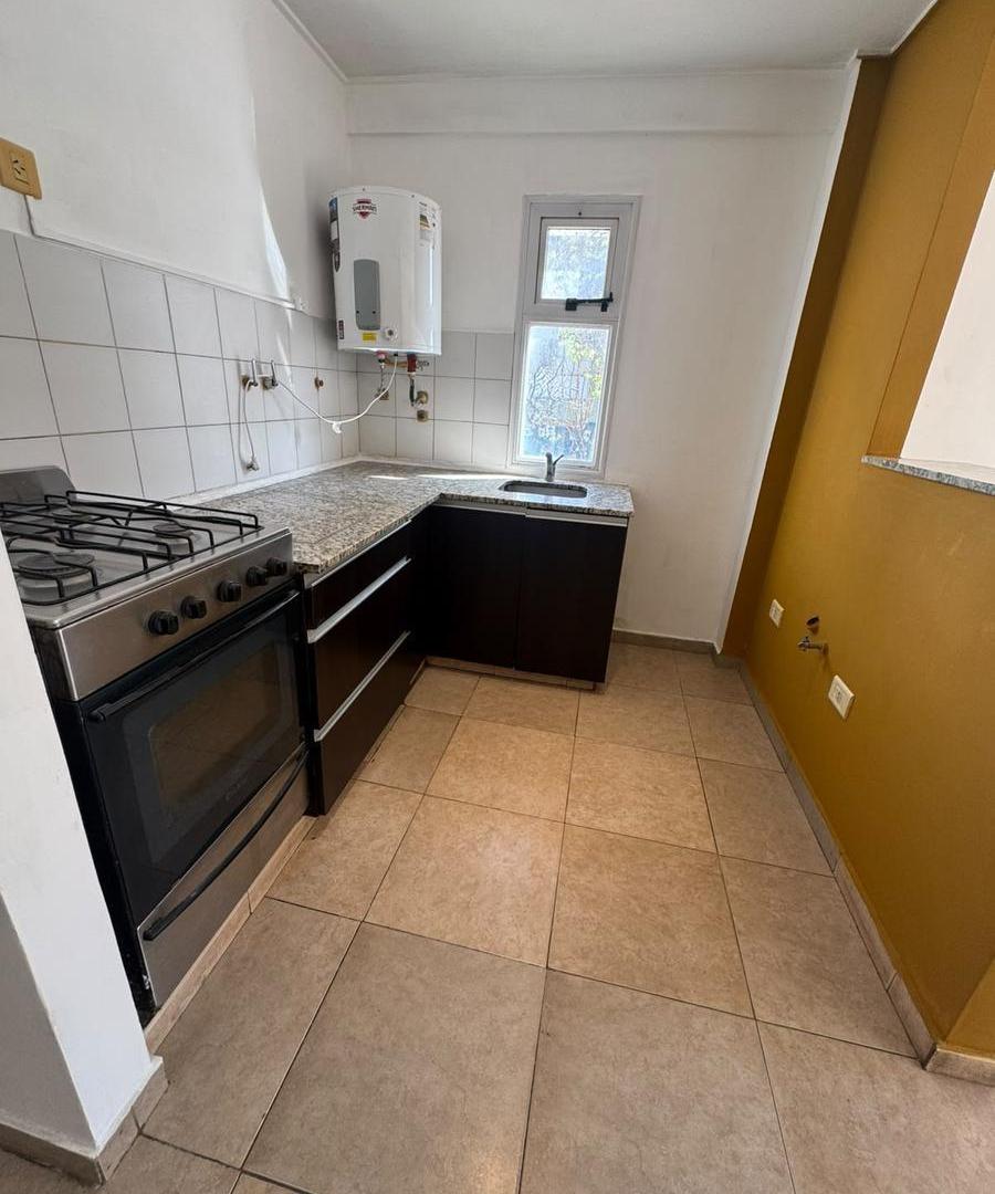 Foto de Departamento en alquiler - 1 Dormitorio - 66 y diag 79 - La Plata, imagen 4