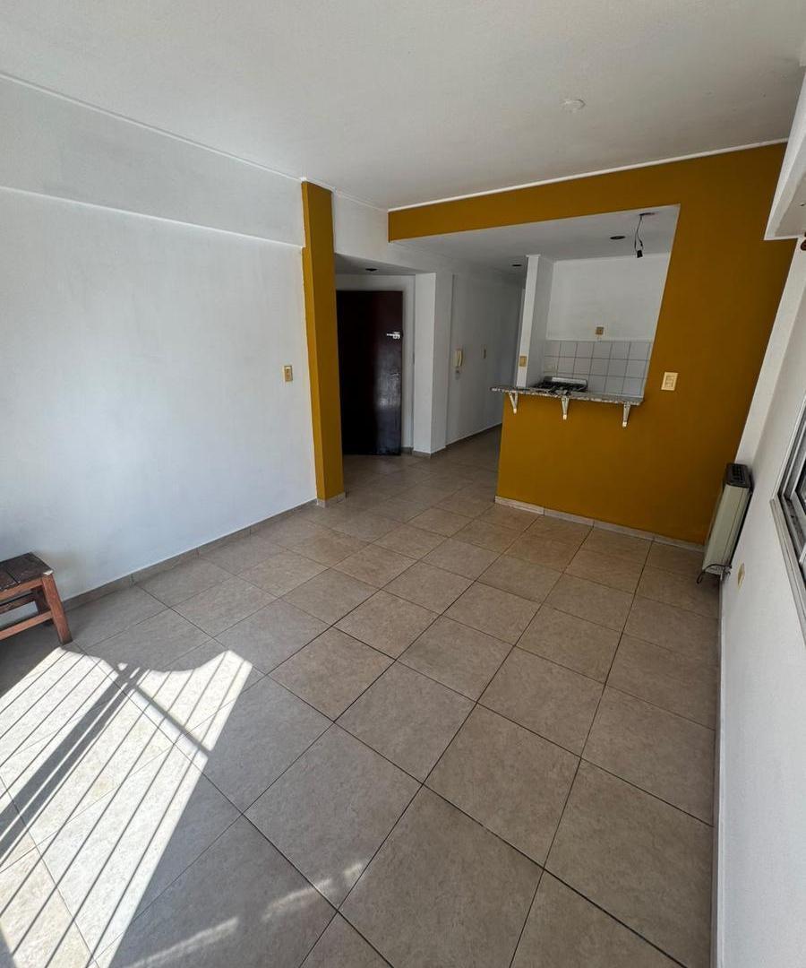 Foto de Departamento en alquiler - 1 Dormitorio - 66 y diag 79 - La Plata, imagen 1