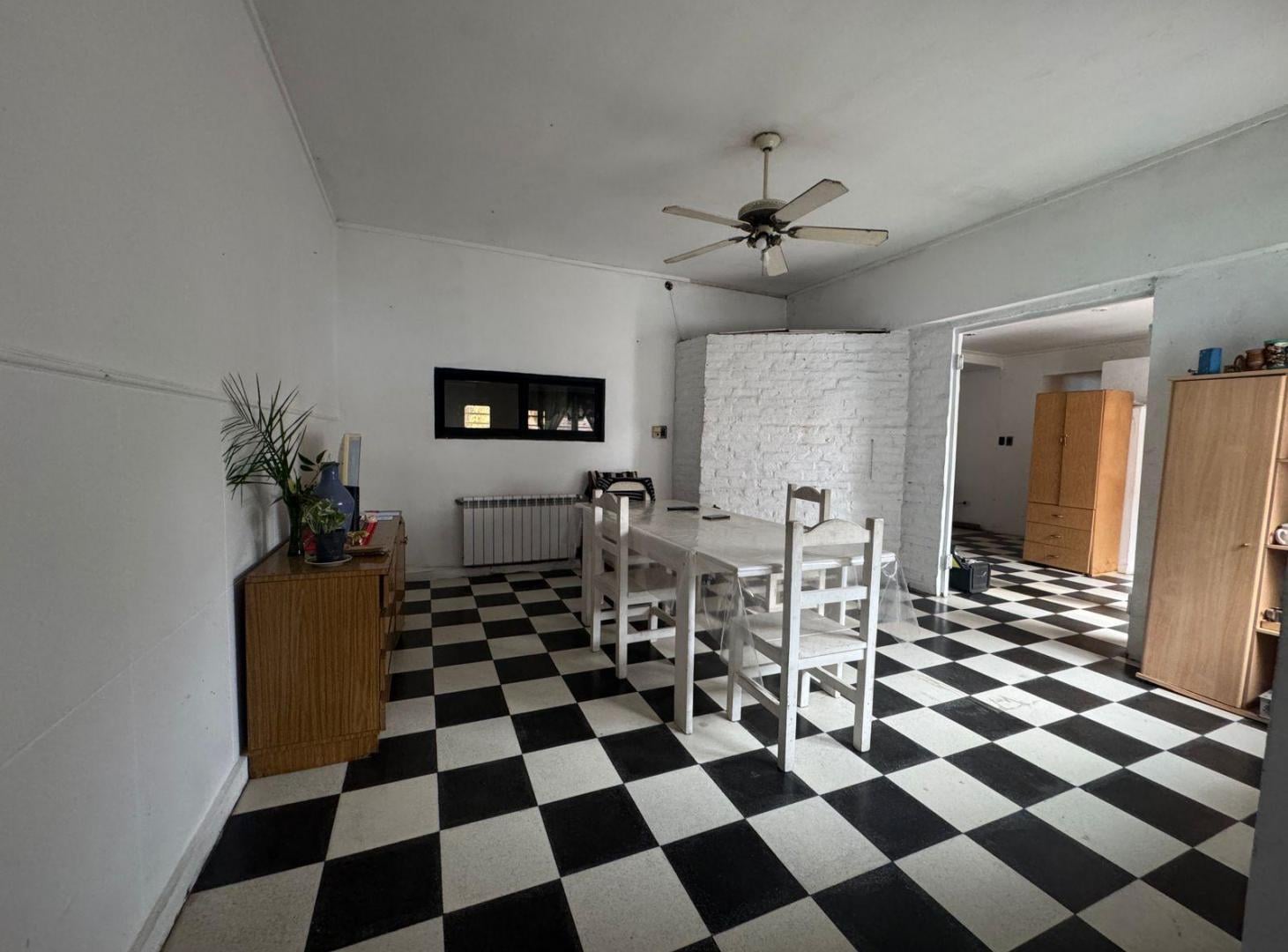 Foto de Casa en venta: 3 dormitorios, cochera parque - 138 entre 34 y 35, imagen 3