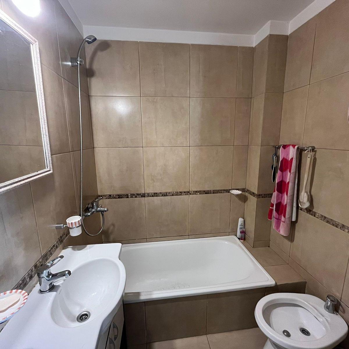 Excelente PH a La Venta en Villa del Parque 3