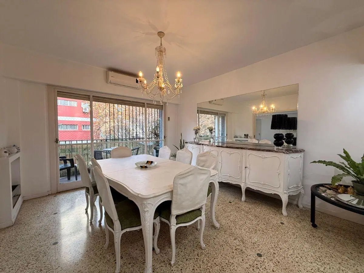 Excelente semi piso de 4 ambientes en alquiler 2