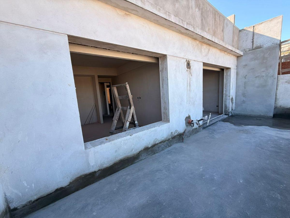 Foto de Excelente departamento de 2 ambientes a la venta en Coghlan, imagen 3