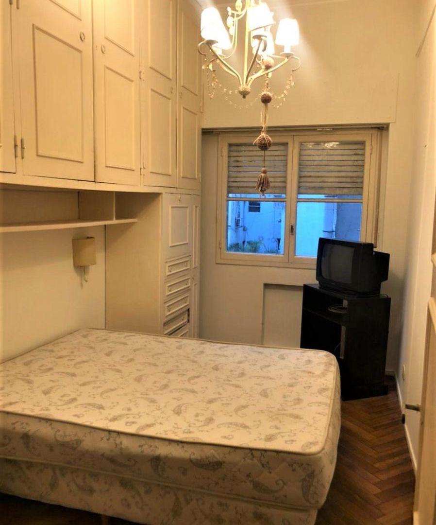Foto de Monoambiente en Barrio Norte con baño completo y cocina separada, imagen 2