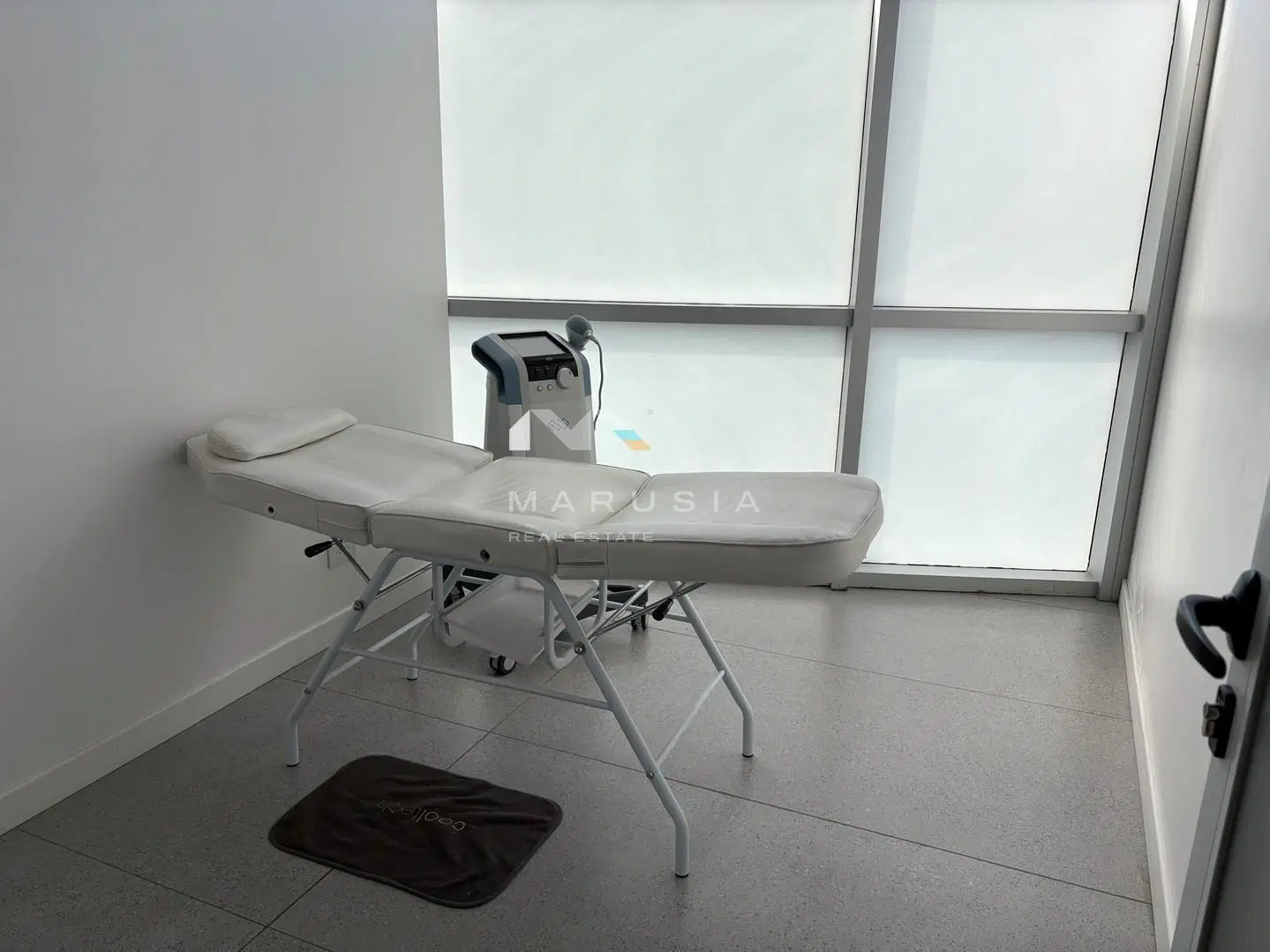 Oficina en Venta en Skyglass 2, Manuel Alberti, Pilar 5