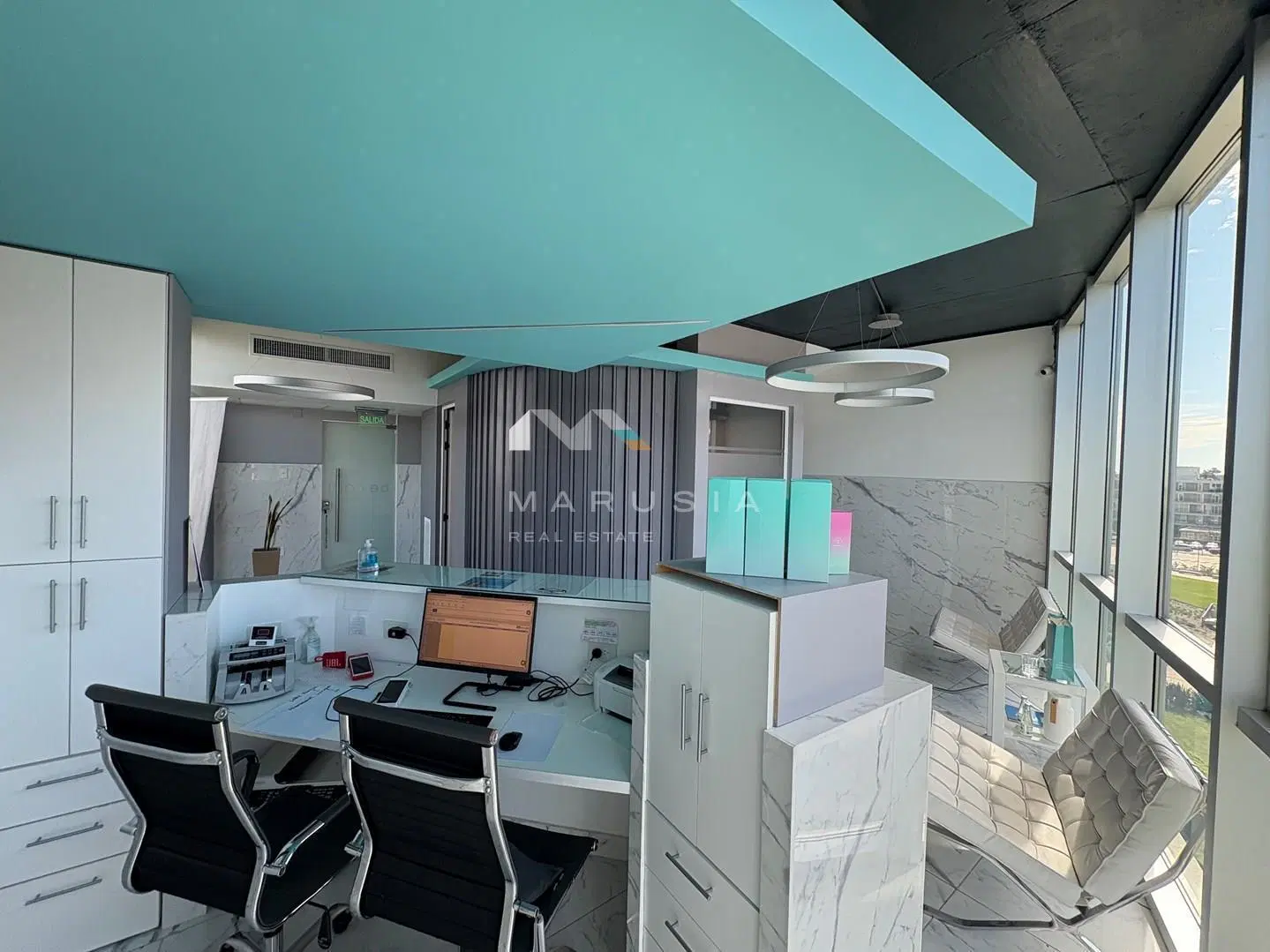 Oficina en Venta en Skyglass 2, Manuel Alberti, Pilar 8