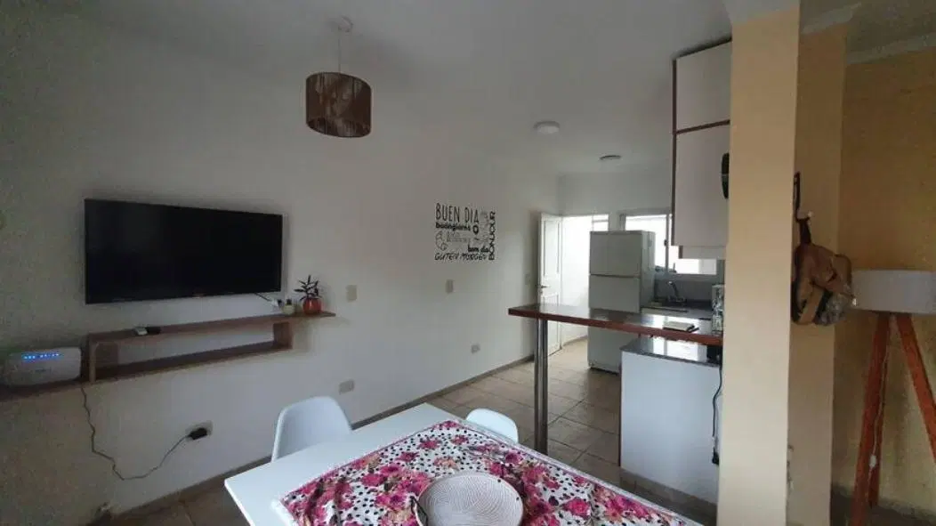 MARCEROU PROPIEDADES ALQUILA HERMOSO DEPARTAMENTO EN SEXTA SECCION 4