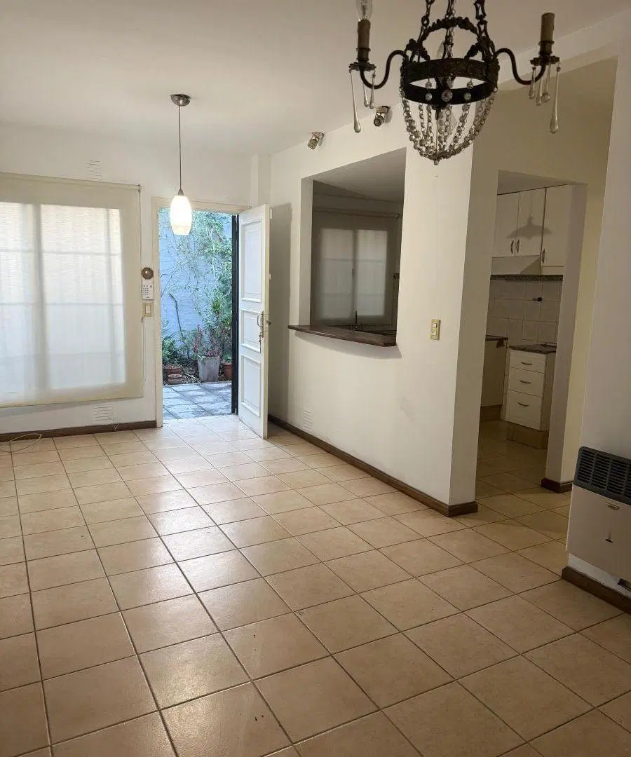 -.Marcerou Propiedades vende. - Hermoso departamento en sexta sección 2