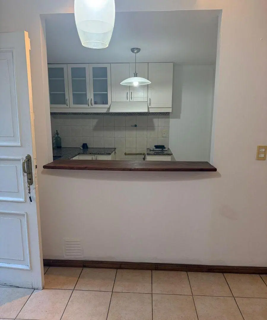 -.Marcerou Propiedades vende. - Hermoso departamento en sexta sección 4