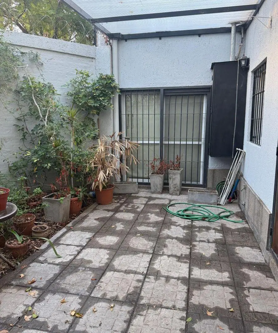 -.Marcerou Propiedades vende. - Hermoso departamento en sexta sección 8