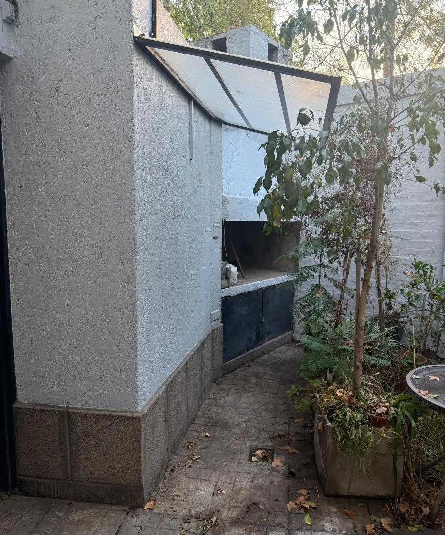 -.Marcerou Propiedades vende. - Hermoso departamento en sexta sección 5