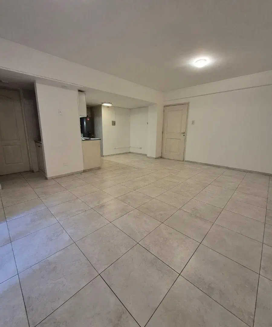 Marcerou Propiedades alquila hermoso departamento sobre calle chile 4