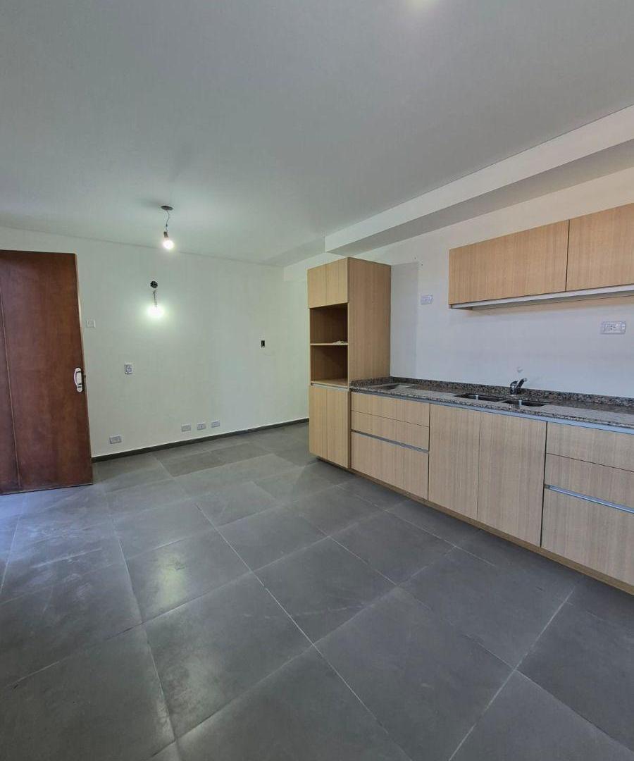 Foto de MARCEROU PROPIEDADES ALQUILA DEPARTAMENTOS DE 1 DORMITORIO EN CARRODILLA, imagen 2