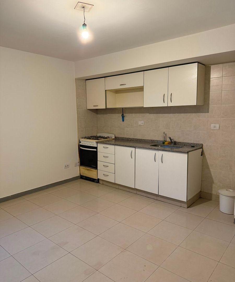 Foto de MARCEROU PROPIEDADES ALQUILA DEPARTAMENTO DE UN DORMITORIO EN PLENO CENTRO, imagen 1
