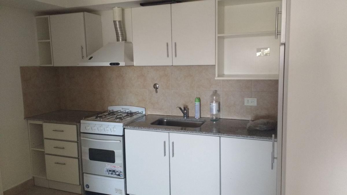 Foto de ALQUILER DEPARTAMENTO 2 DORM CON COCHERA, imagen 4