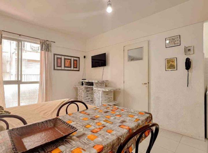 VENTA MONOAMBIENTE - ZONA GUEMES 2