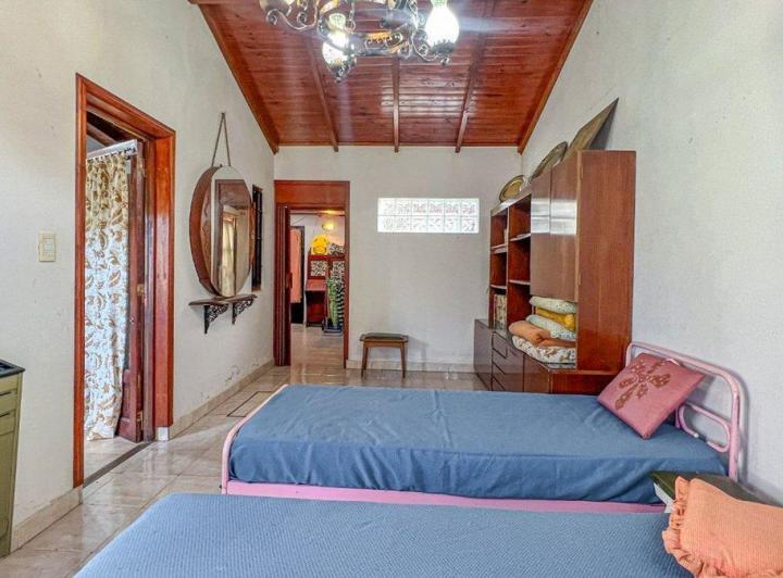 VENTA CASA 3 amb garage y lavadero NECOCHEA 5