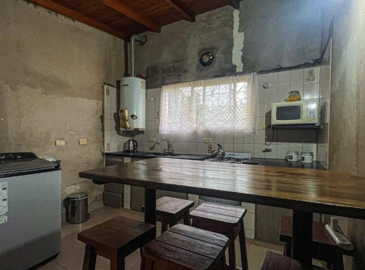 VENTA CASA 3 AMBIENTES CON AMPLIO PARQUE AL FRENTE 3