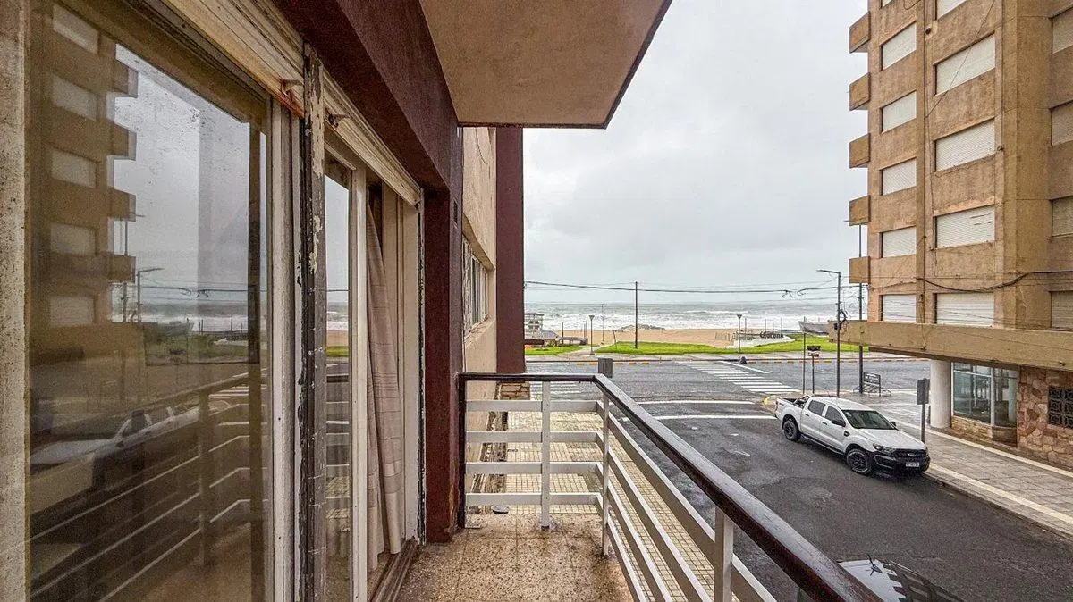 VENTA DEPTO 2 AMB.  VISTA AL MAR C/TERRAZA MIRAMAR 2