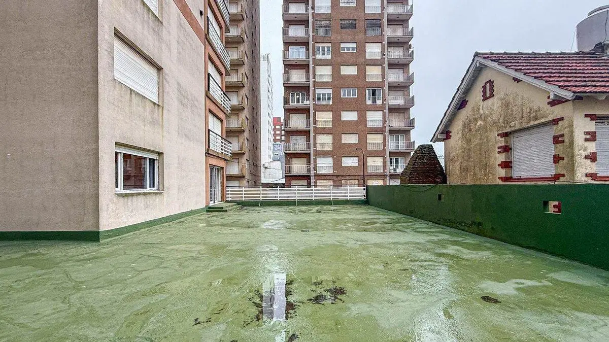 VENTA DEPTO 2 AMB.  VISTA AL MAR C/TERRAZA MIRAMAR 3