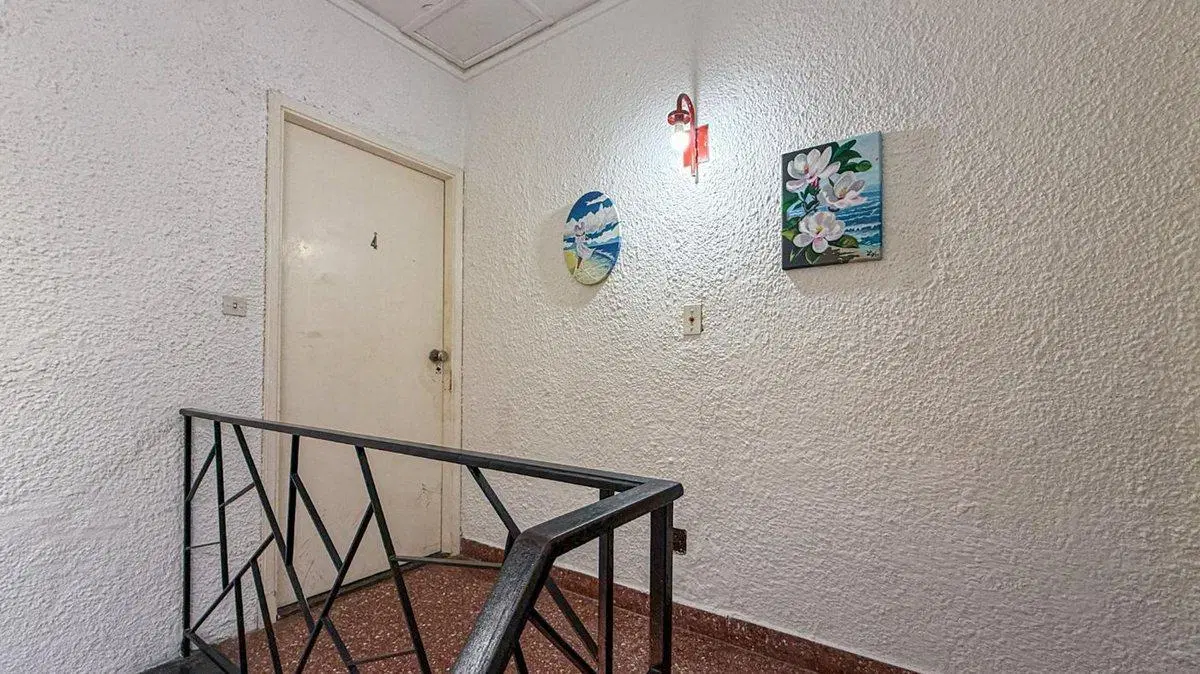 Venta Departamento 2 ambientes Miramar con patio 5