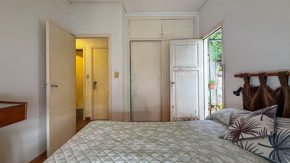 Venta Departamento 2 ambientes Miramar con patio