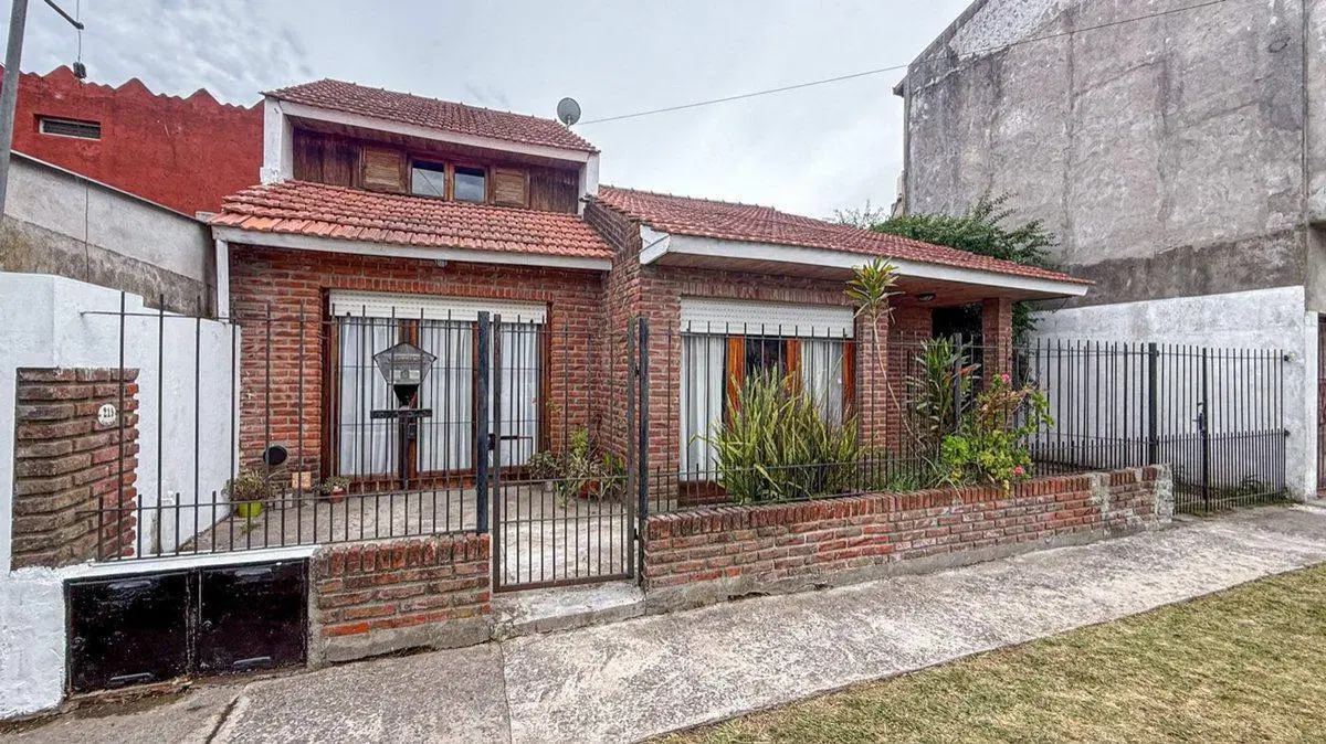VENTA CASA 4 AMB MÁS DEPTARTAMENTO  VILLA PRIMERA. 2