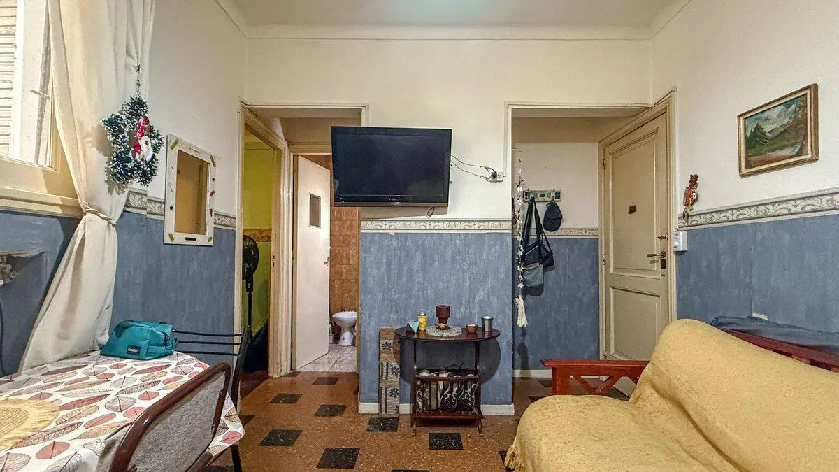 Venta departamento 2 ambientes interno Centro 3