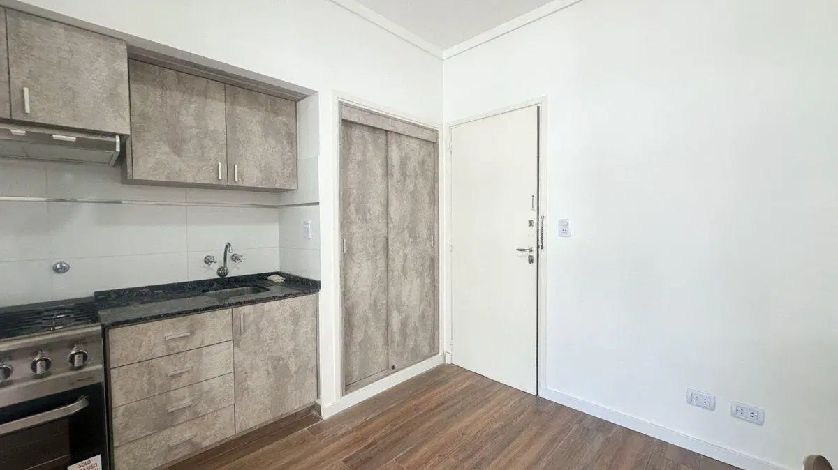 Venta monoambiente reciclado Aldrey 2