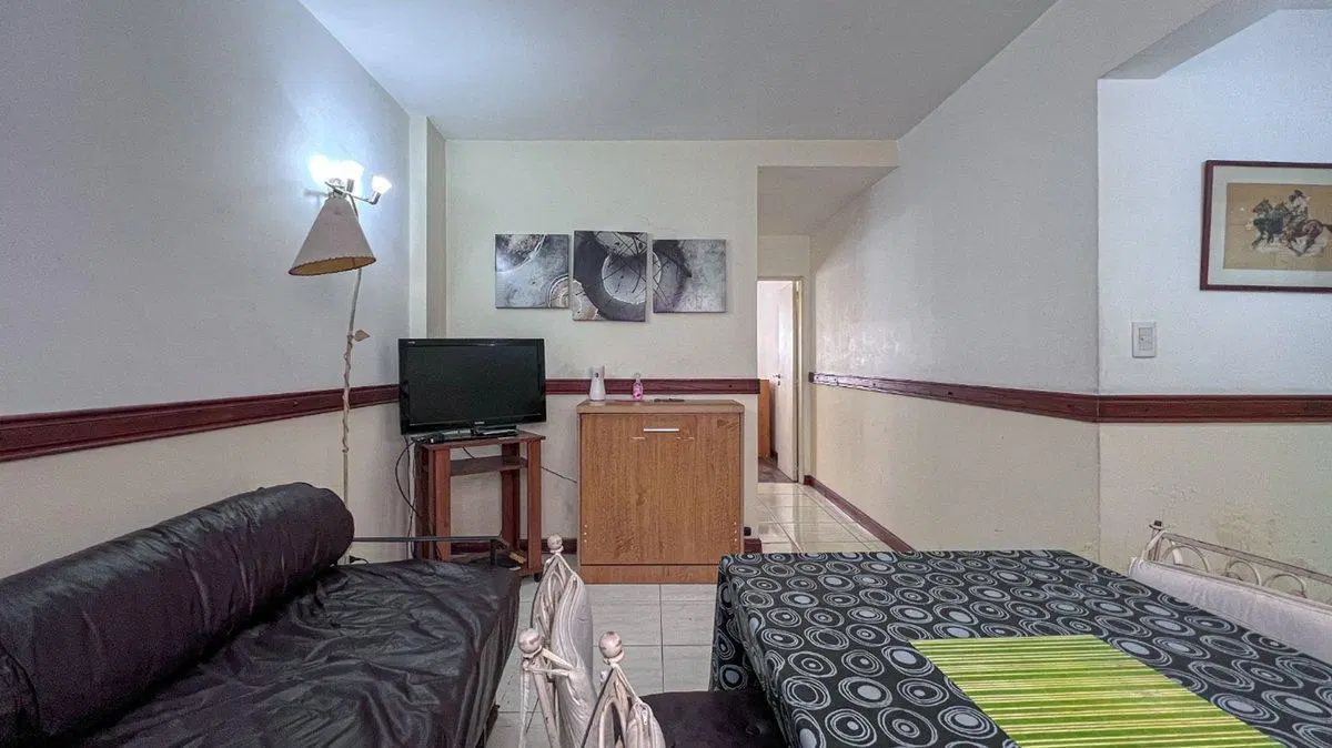 DEPARTAMENTO  EN VENTA DE 2 AMBIENTES CENTRO 2