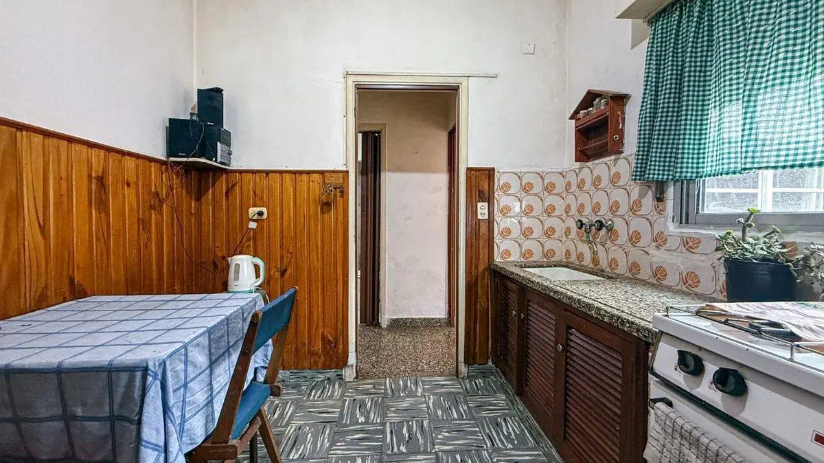 2 amb. con gran terraza, oportunidad. Luro y Jara 3