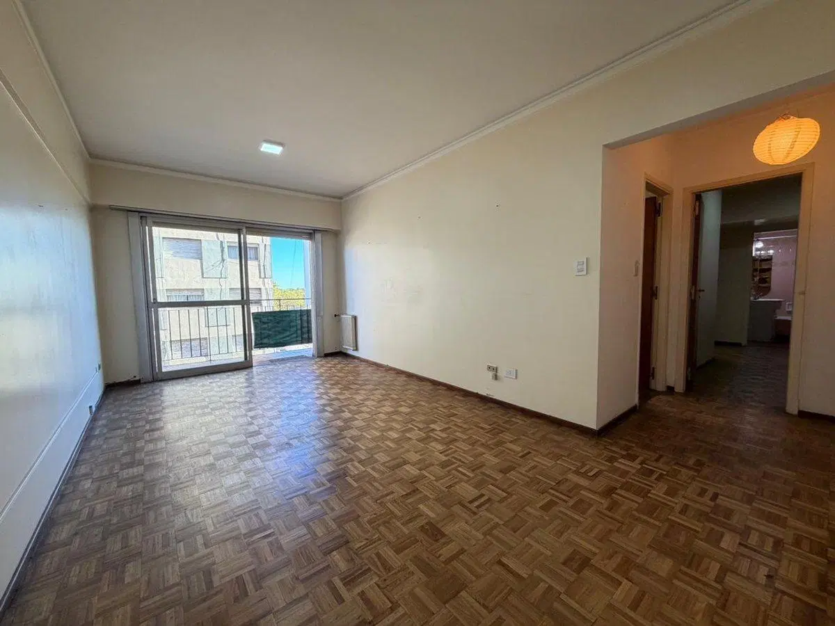 ALQUILER Departamento 3 ambientes Balcon - Centro 2