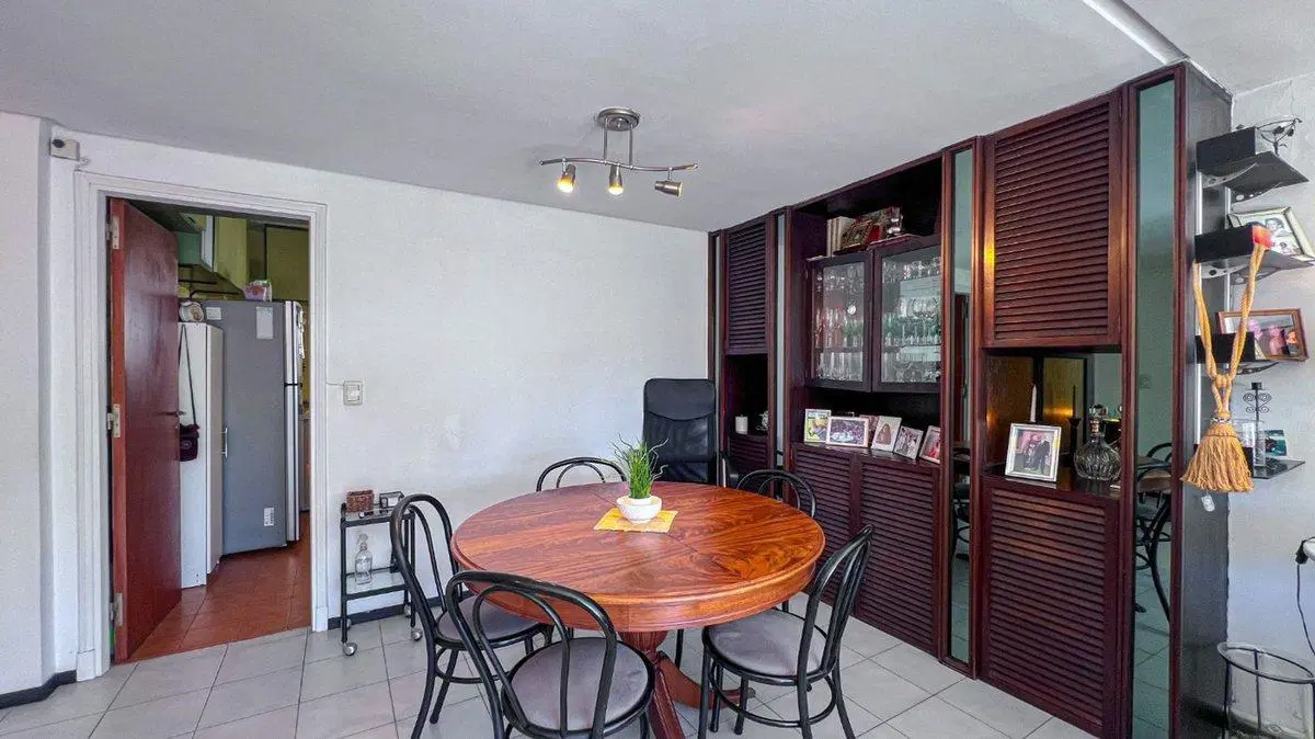 DEPARTAMENTO 4 AMBIENTES EN VENTA CHAUVIN COCHERA 4