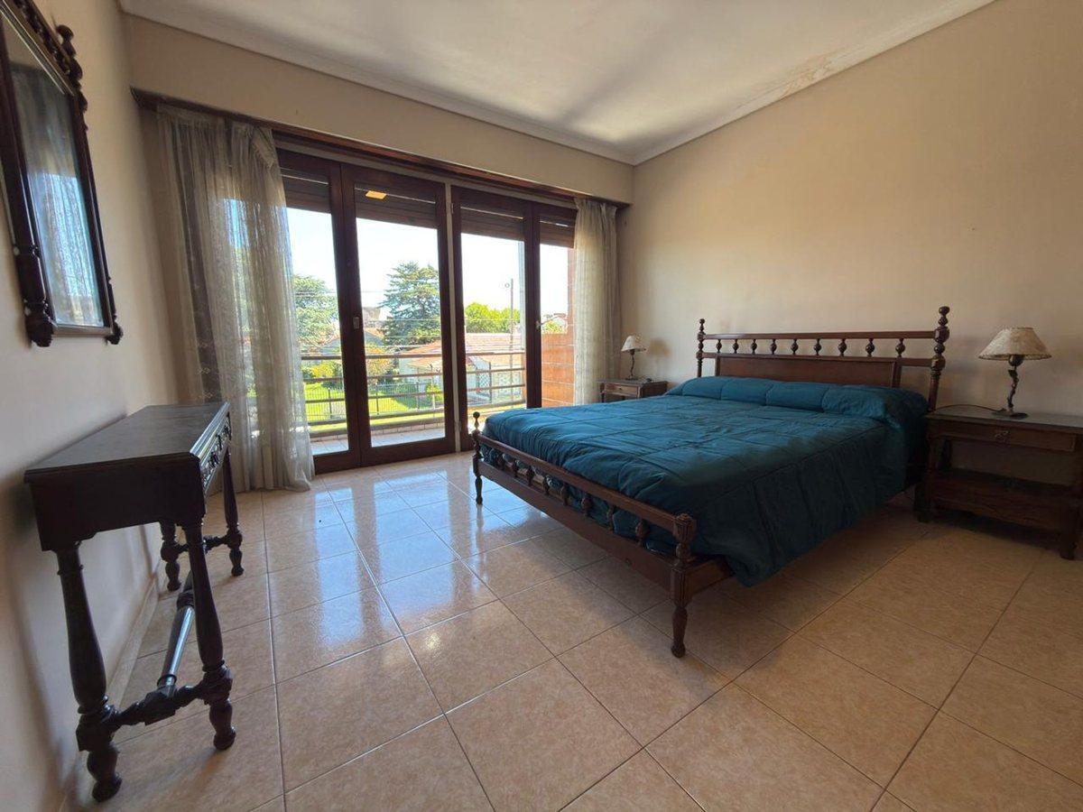 VENTA DE DUPLEX DE 3 AMB COCHERA PUNTA MOGOTES