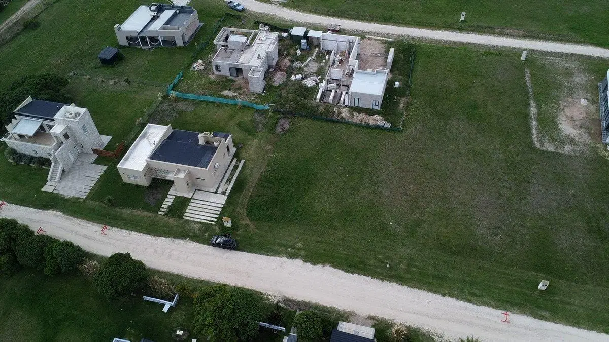 VENTA LOTE N 240 EN BARRIO MIRAMAR LINKS CLUB 5