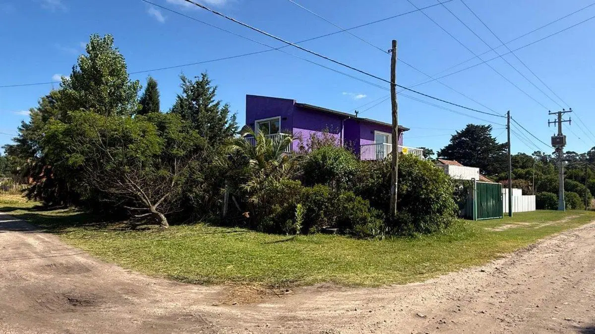 Venta casa 6 ambientes en Acantilados 400m del mar 5