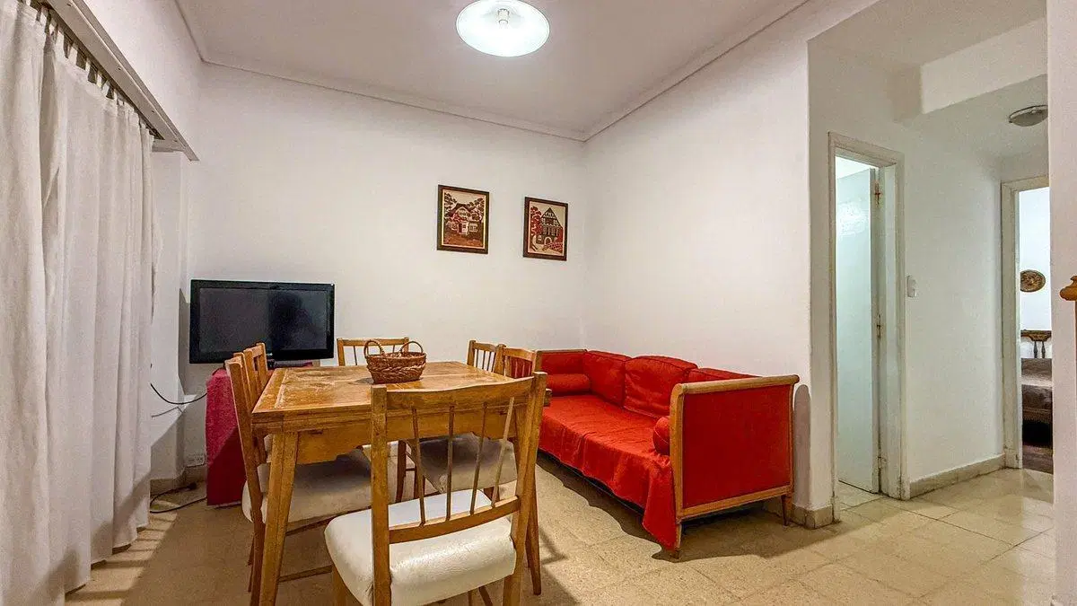 DEPARTAMENTO EN VENTA 2 AMBIENTES CON DEPENDENCIA 5