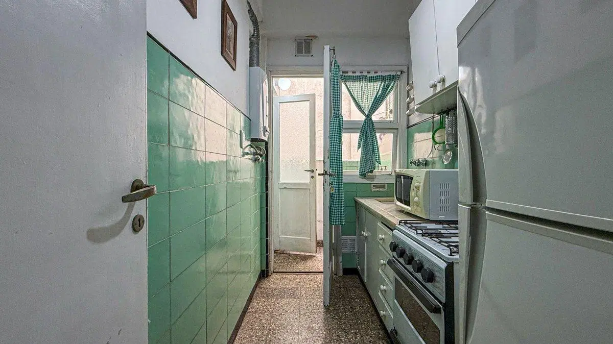 DEPARTAMENTO EN VENTA 2 AMBIENTES CON DEPENDENCIA 2