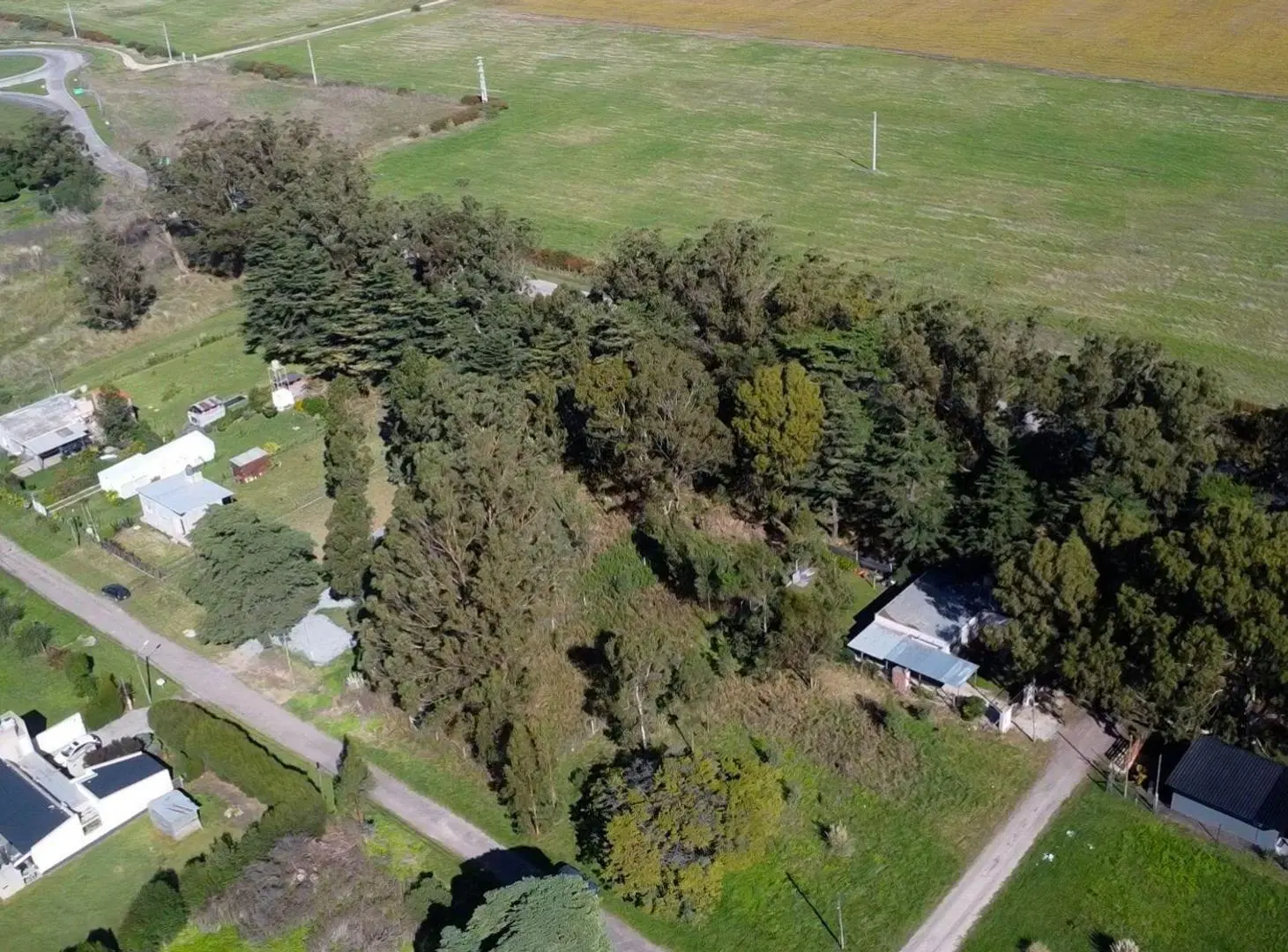 Venta lote en Acantilados muy buena ubicación 2