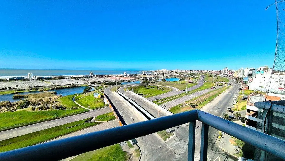 Venta 3 Amb. Vista al Mar Cochera Apto Credito 3