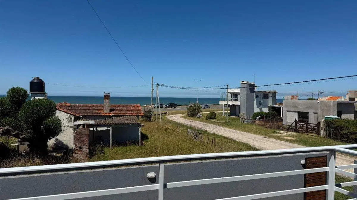 VNTA PH 2 AMB  ESTRENAR FRENTE AL MAR PLAYA DORADA 2