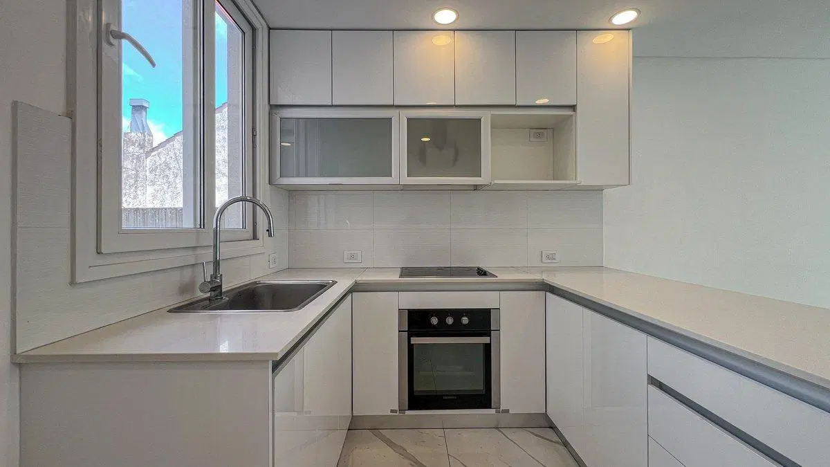 VENTA SEMIPISO 2 AMBIENTES A ESTRENAR C/ BALCON 8