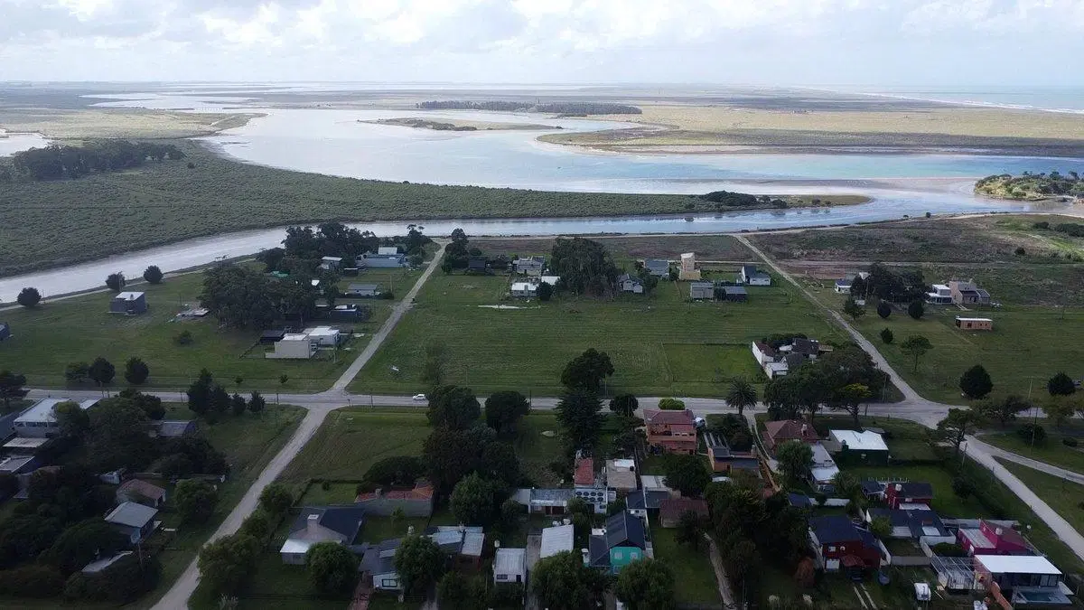 VENTA LOTE EN MAR CHIQUITA A METROS DE LA LAGUNA 3