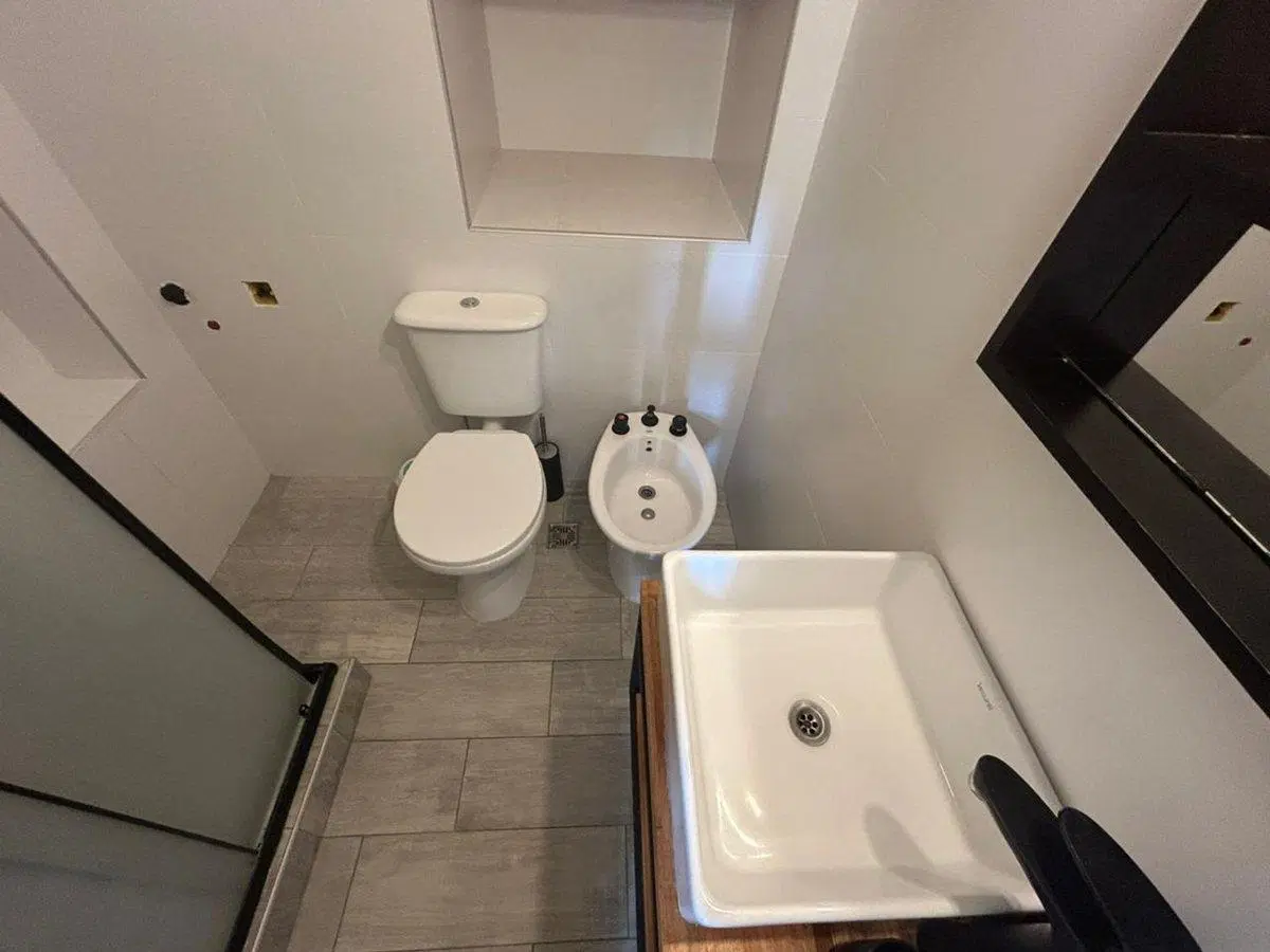 VENTA DPTO 2 AMBIENTES LA PERLA RECICLADO FRENTE 3