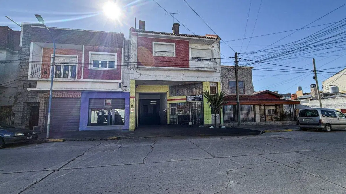 VENTA GALPON CON VIVIENDA 5 AMBIENTES EN SAN JOSE 2