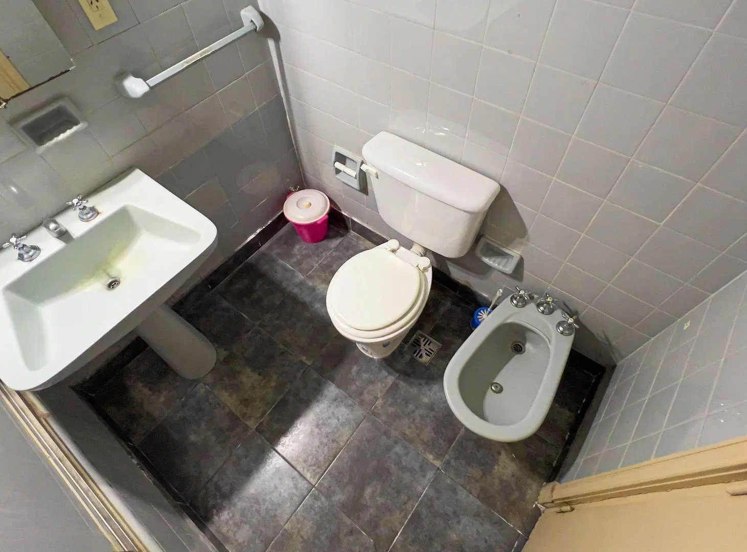 Venta departamento 3 ambientes frente Stella Maris 5