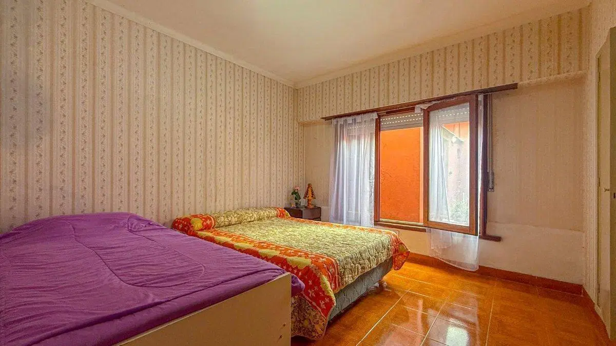 venta casa 3 ambientes jardin + dto 2 amb. permuta 3