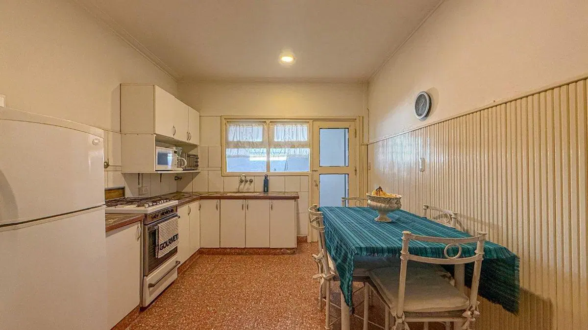 VENTA CASA EN BLOCK 2 AMB + 4 AMB DON BOSCO 3