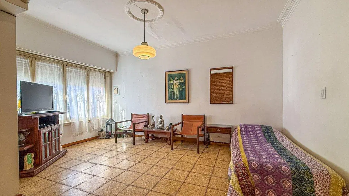 VENTA CASA EN BLOCK 2 AMB + 4 AMB DON BOSCO 2