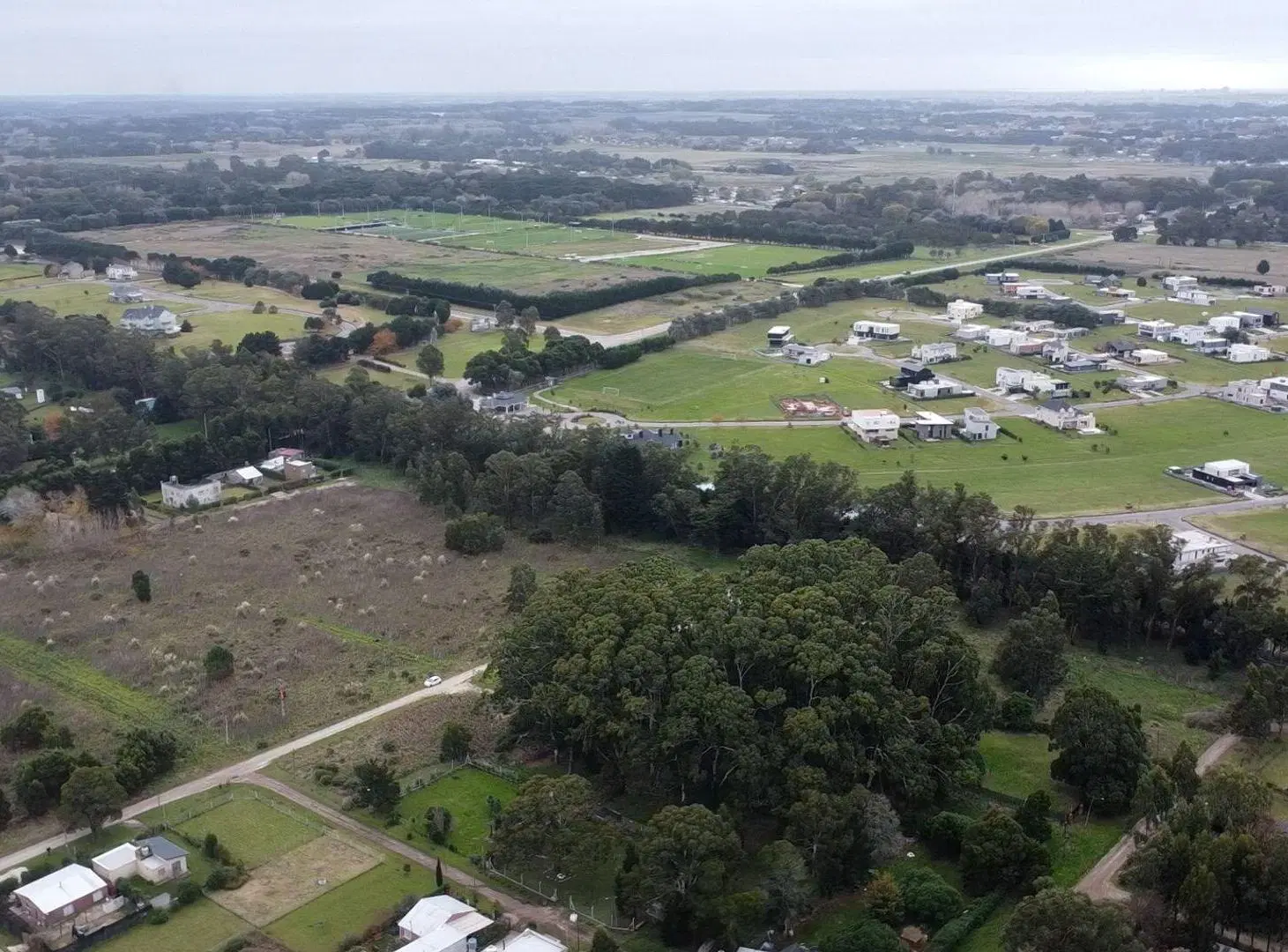 VENTA DE LOTE 375M² BARRIO ACANTILADOS 2