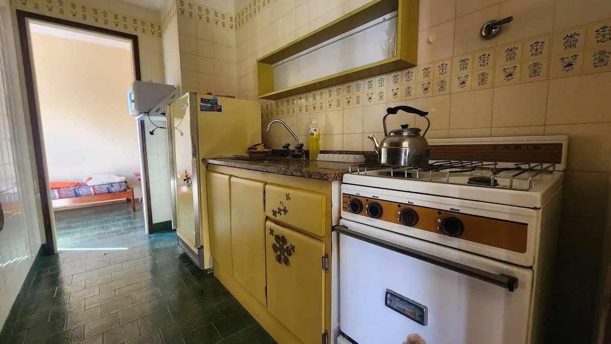 VENTA DEPARTAMENTO 2 AMB. MAS DEPENDENCIA MIRAMAR 4